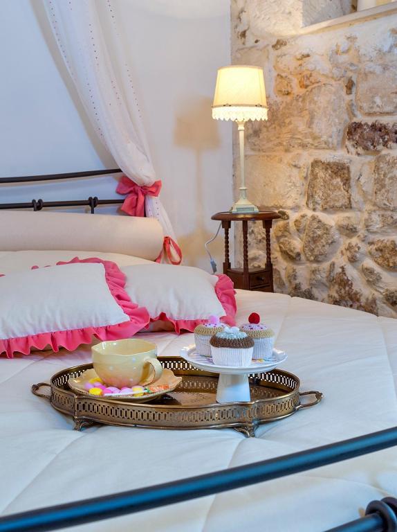 La Strada Candy Suites Crete Island Room photo